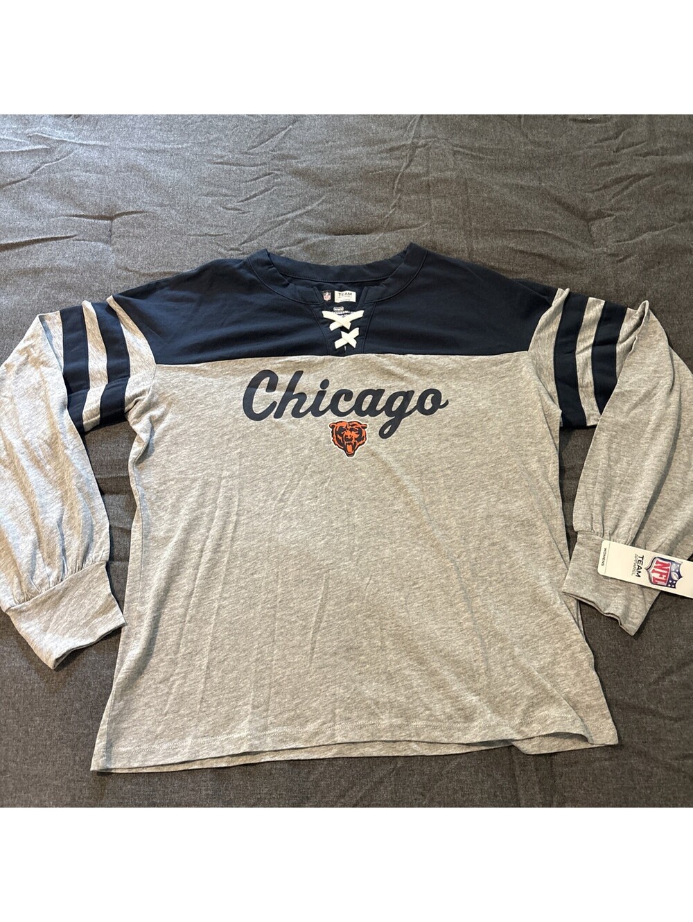 Chicago Bears Long Sleeve Top Team Apparel Women's Medium Gray Blue NWT